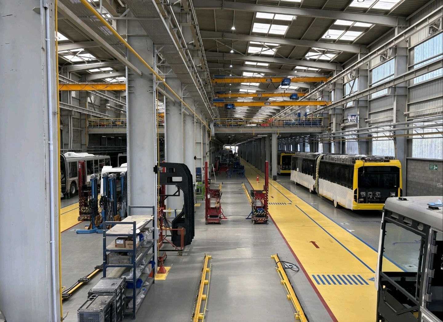 projects.featuredP.BusChasesFactory.title